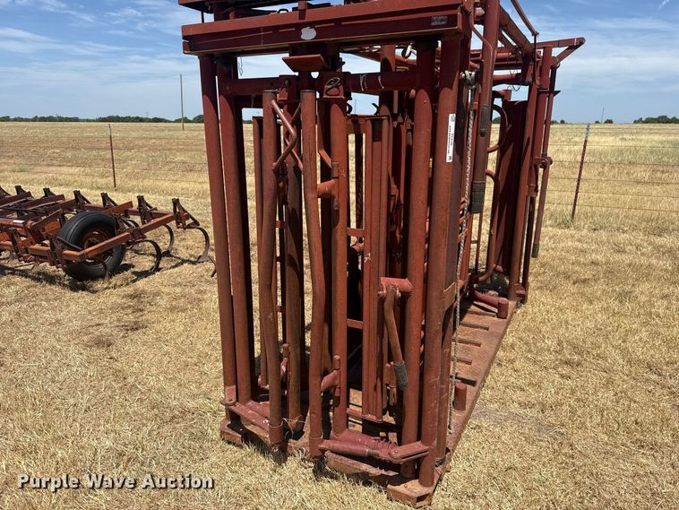 image for item FC4192 J&I Mfg. livestock chute