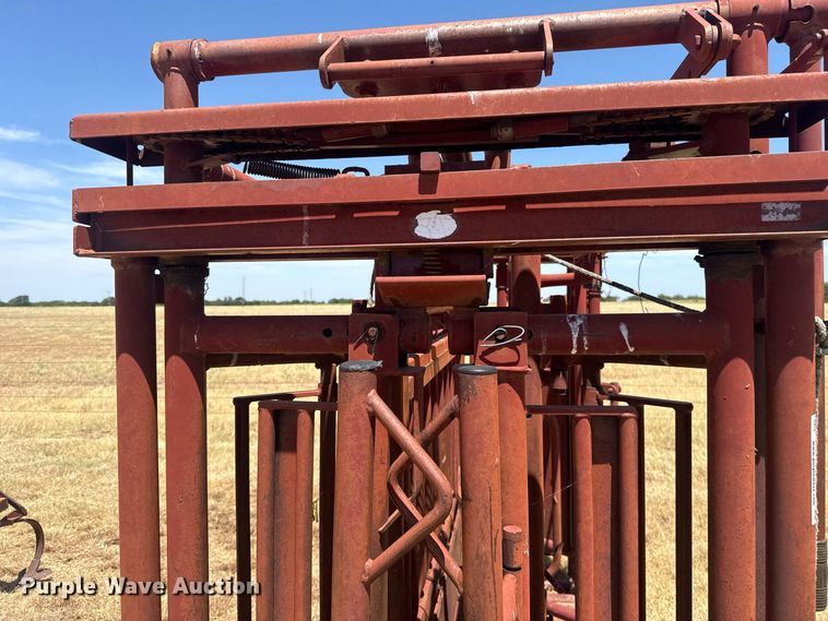 image for item FC4192 J&I Mfg. livestock chute