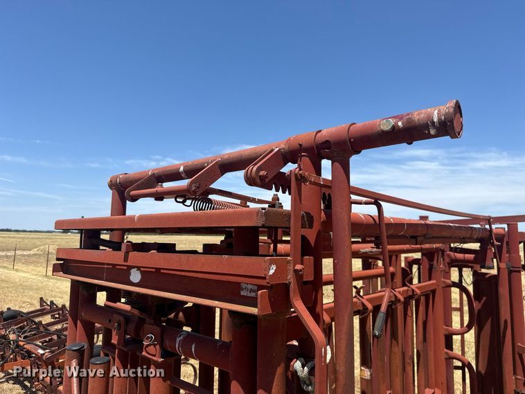 image for item FC4192 J&I Mfg. livestock chute