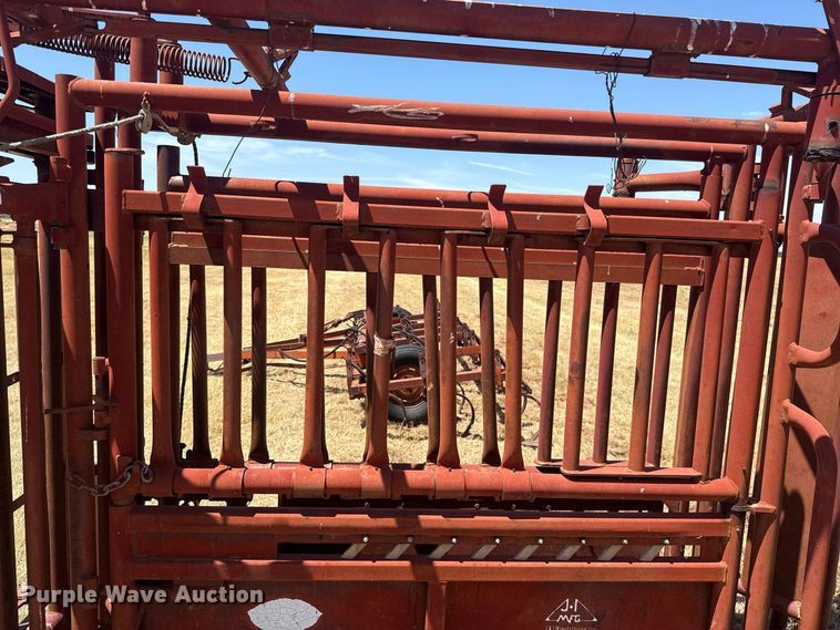 image for item FC4192 J&I Mfg. livestock chute