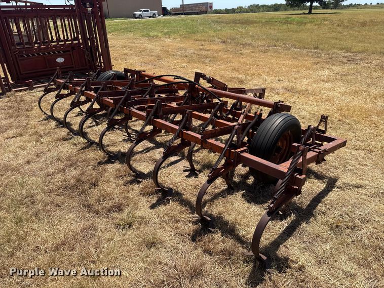 image for item FC4193 Field cultivator