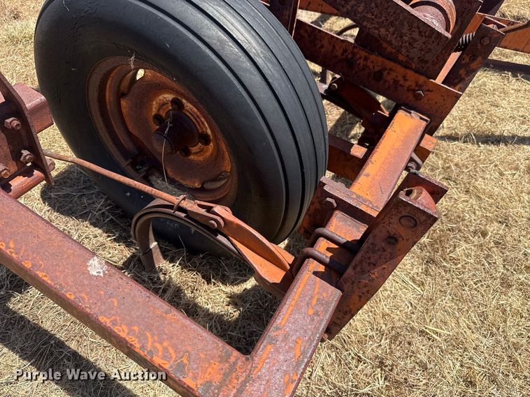 image for item FC4193 Field cultivator