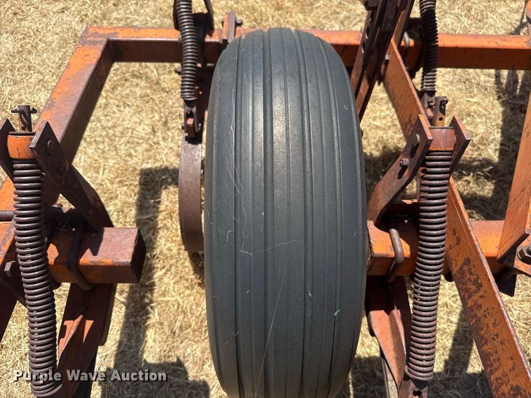 image for item FC4193 Field cultivator