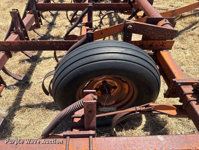 image for item FC4193 Field cultivator