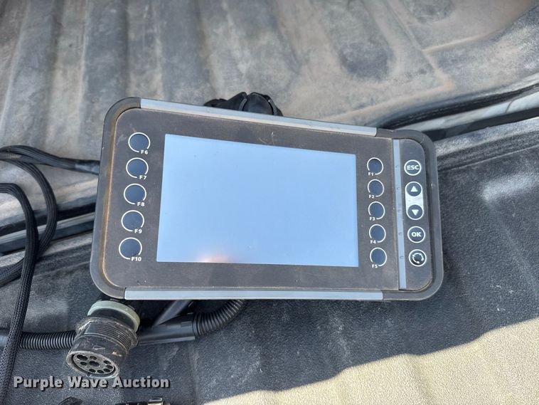 image for item FC4195 2023 Massey Ferguson RB4180V round baler