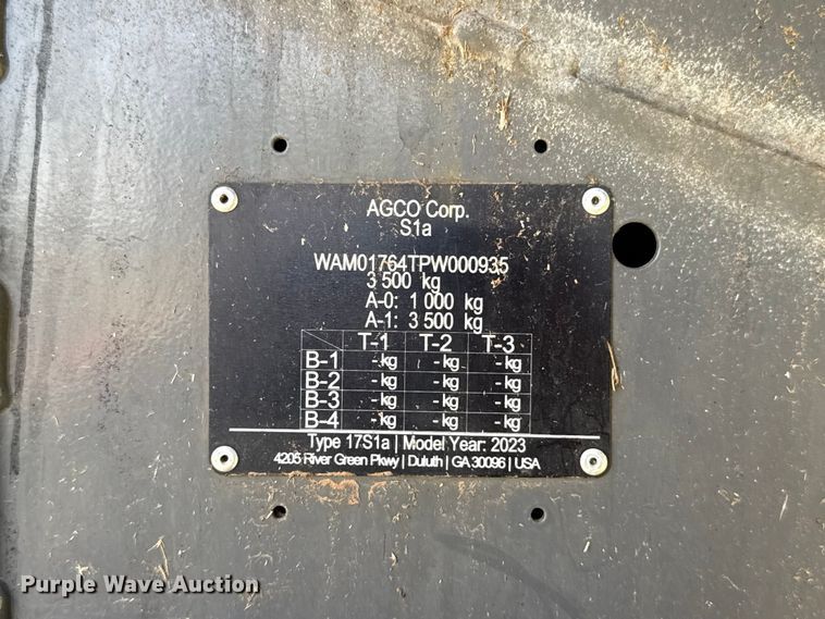 image for item FC4195 2023 Massey Ferguson RB4180V round baler
