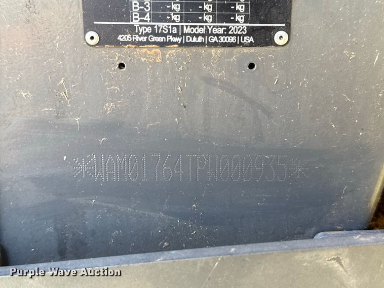 image for item FC4195 2023 Massey Ferguson RB4180V round baler