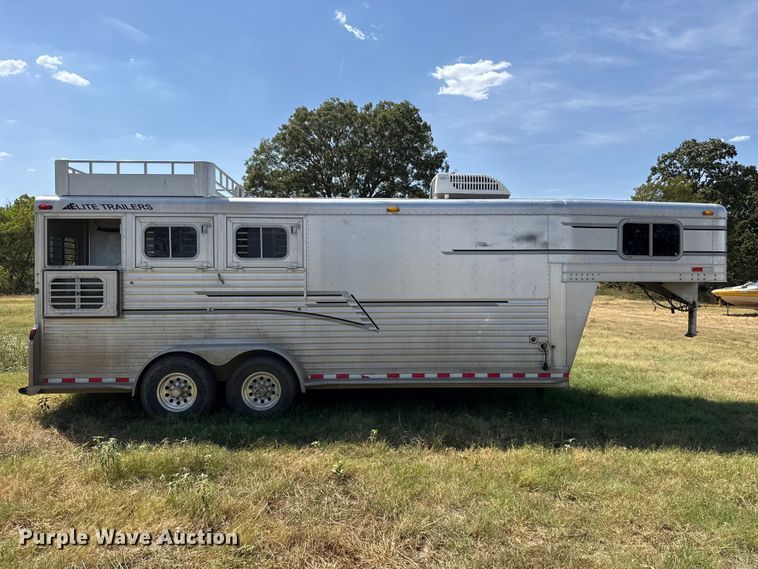 image for item FC4209 2002 Elite livestock trailer