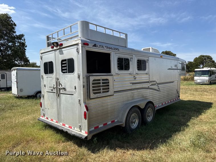 image for item FC4209 2002 Elite livestock trailer