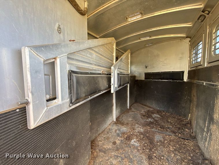 image for item FC4209 2002 Elite livestock trailer