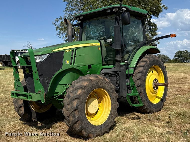 image for item FC4216 2011 John Deere 7215R MFWD tractor