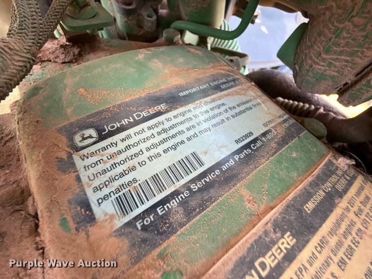 image for item FC4216 2011 John Deere 7215R MFWD tractor