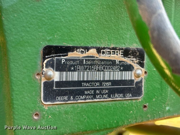 image for item FC4216 2011 John Deere 7215R MFWD tractor