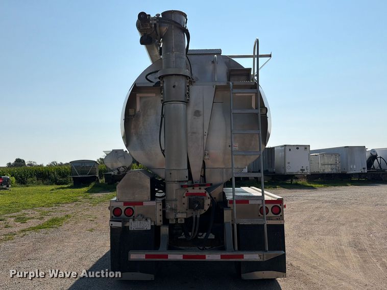 image for item FK3287 2007 Pacer by Cei Equipment Company, Inc. AT35HCL feed delivery trailer