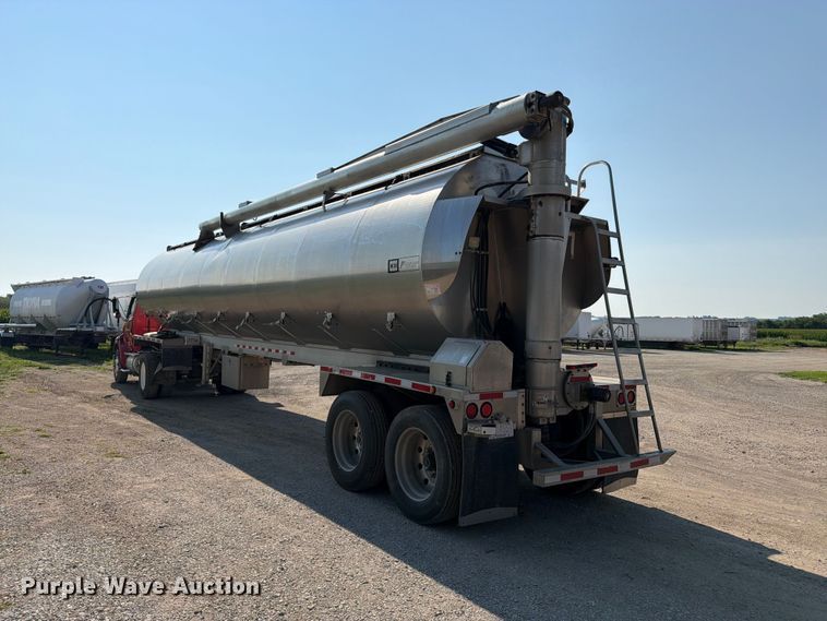 image for item FK3287 2007 Pacer by Cei Equipment Company, Inc. AT35HCL feed delivery trailer