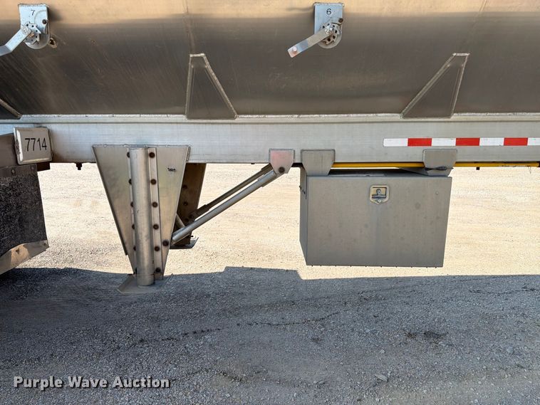image for item FK3287 2007 Pacer by Cei Equipment Company, Inc. AT35HCL feed delivery trailer