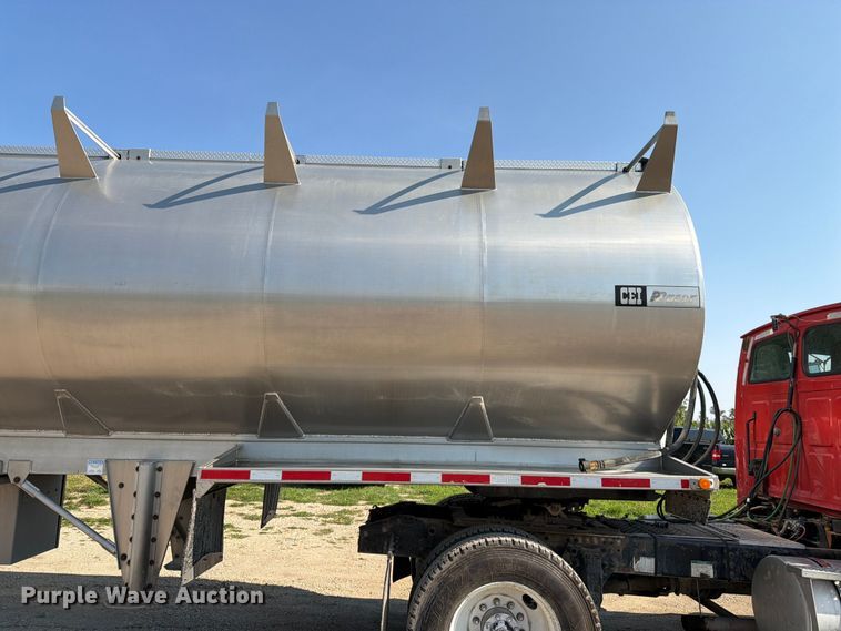 image for item FK3287 2007 Pacer by Cei Equipment Company, Inc. AT35HCL feed delivery trailer