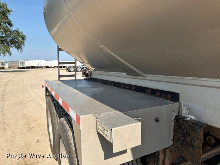 image for item FK3287 2007 Pacer by Cei Equipment Company, Inc. AT35HCL feed delivery trailer