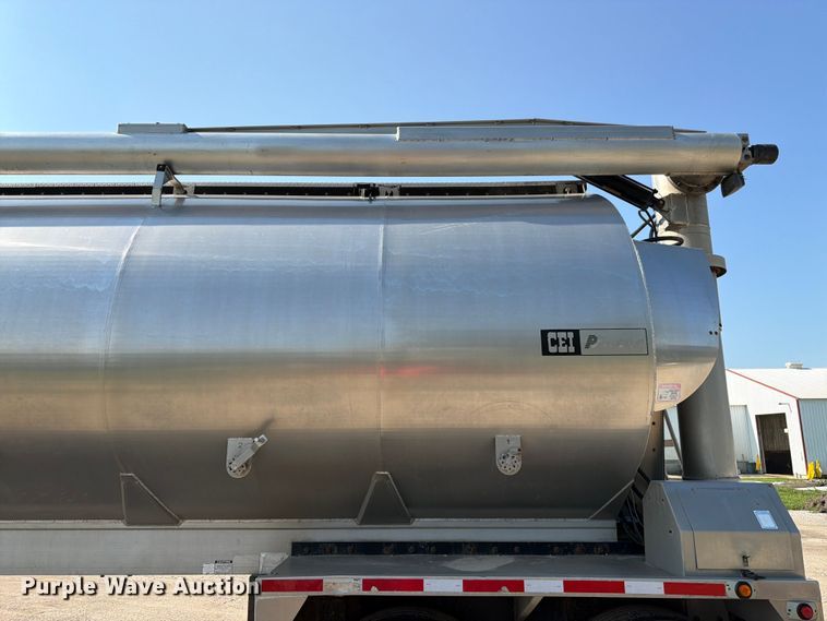 image for item FK3287 2007 Pacer by Cei Equipment Company, Inc. AT35HCL feed delivery trailer