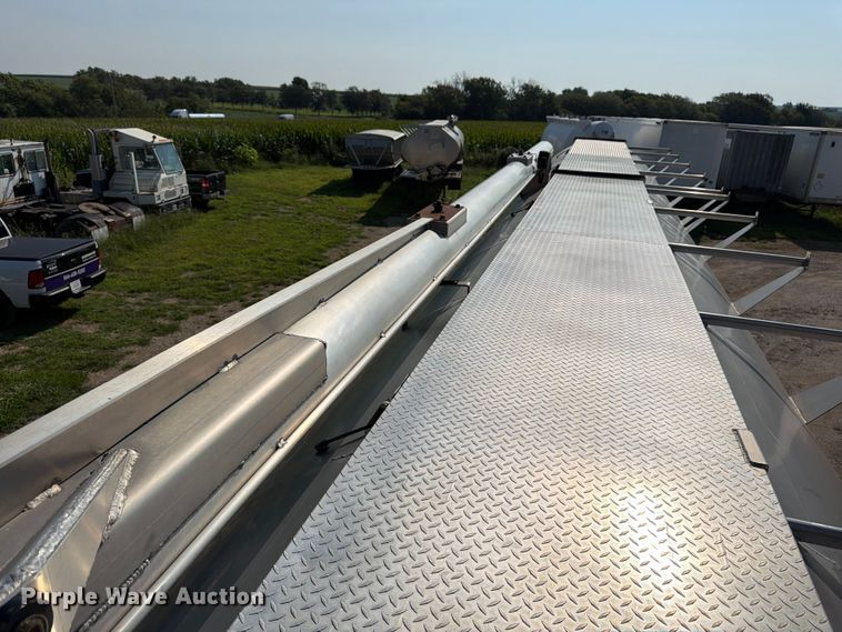 image for item FK3287 2007 Pacer by Cei Equipment Company, Inc. AT35HCL feed delivery trailer