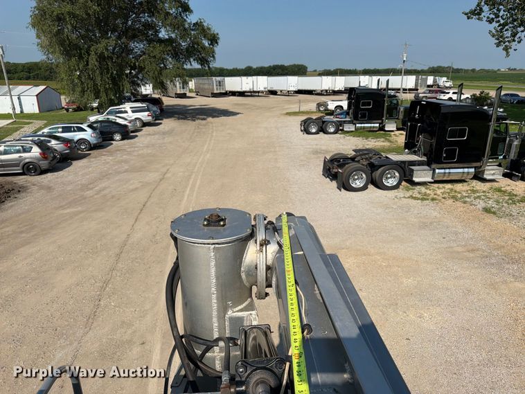 image for item FK3287 2007 Pacer by Cei Equipment Company, Inc. AT35HCL feed delivery trailer