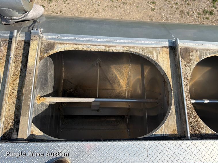 image for item FK3287 2007 Pacer by Cei Equipment Company, Inc. AT35HCL feed delivery trailer