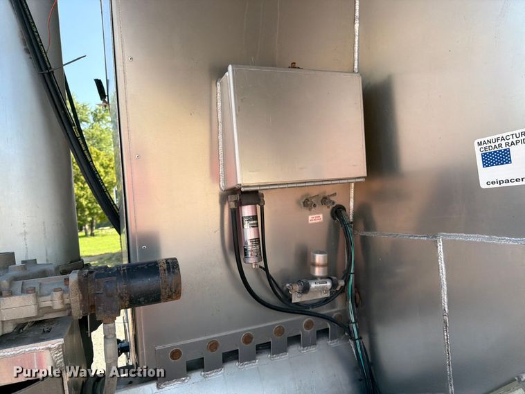 image for item FK3288 2016 Pacer by Cei Equipment Company, Inc. AT35NSL feed delivery trailer