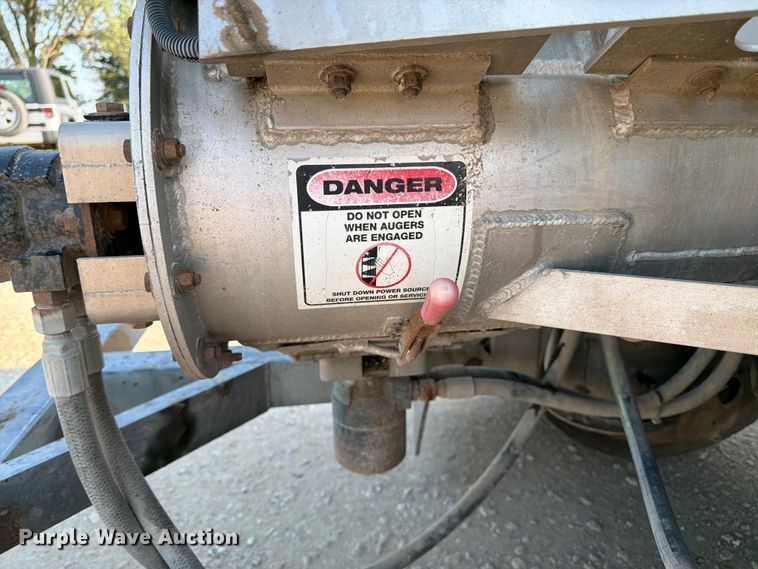 image for item FK3288 2016 Pacer by Cei Equipment Company, Inc. AT35NSL feed delivery trailer