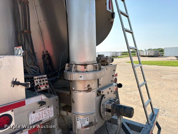 image for item FK3288 2016 Pacer by Cei Equipment Company, Inc. AT35NSL feed delivery trailer