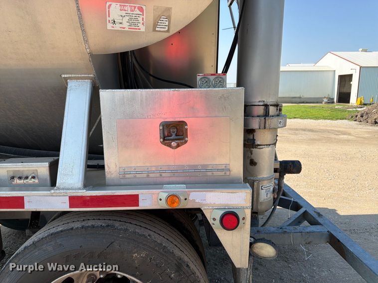 image for item FK3288 2016 Pacer by Cei Equipment Company, Inc. AT35NSL feed delivery trailer
