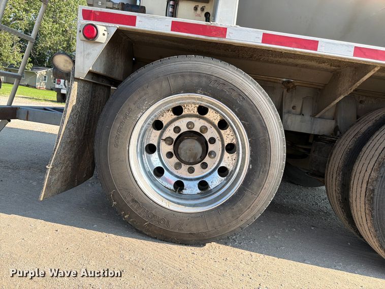image for item FK3288 2016 Pacer by Cei Equipment Company, Inc. AT35NSL feed delivery trailer