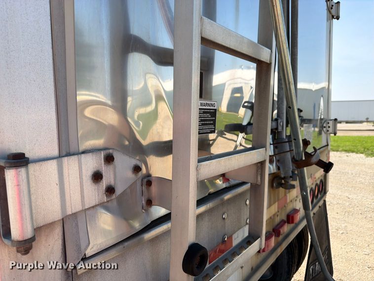 image for item FK3291 1997 Timpte grain trailer