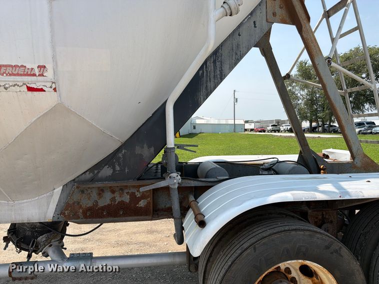 image for item FK3293 1985 Fruehauf pneumatic dry bulk trailer