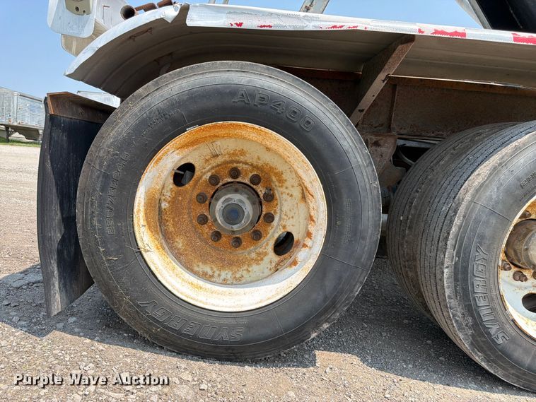 image for item FK3293 1985 Fruehauf pneumatic dry bulk trailer