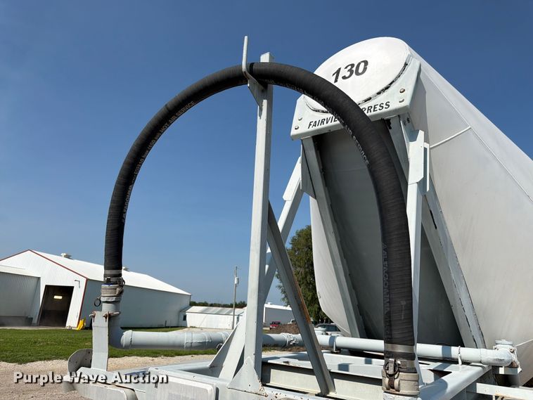 image for item FK3294 1985 Fruehauf pneumatic dry bulk trailer