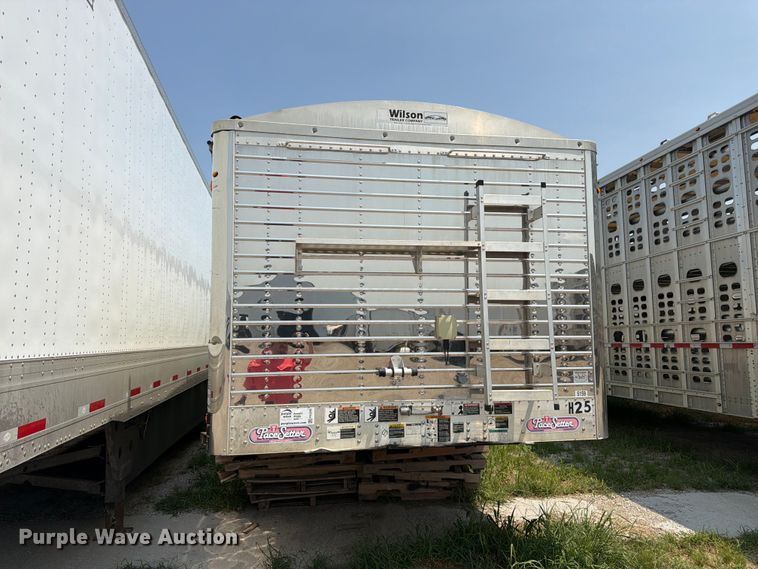 image for item FK3295 2013 Wilson Trailer Co. DWH-550 grain trailer