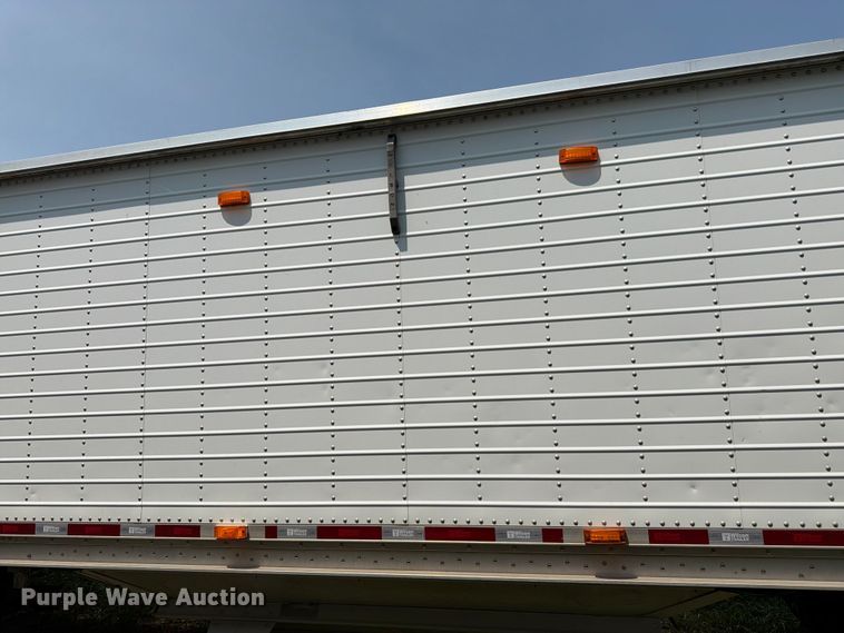 image for item FK3295 2013 Wilson Trailer Co. DWH-550 grain trailer