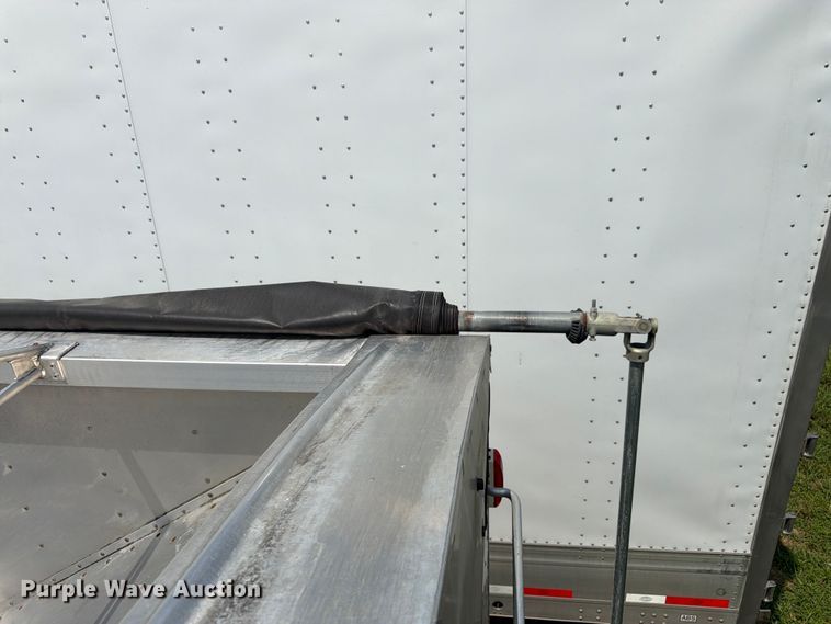 image for item FK3295 2013 Wilson Trailer Co. DWH-550 grain trailer