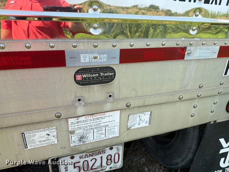 image for item FK3295 2013 Wilson Trailer Co. DWH-550 grain trailer
