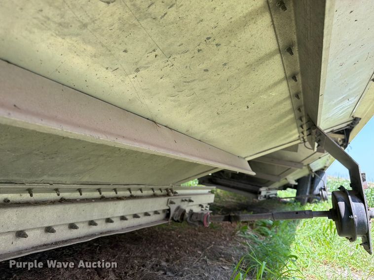image for item FK3295 2013 Wilson Trailer Co. DWH-550 grain trailer