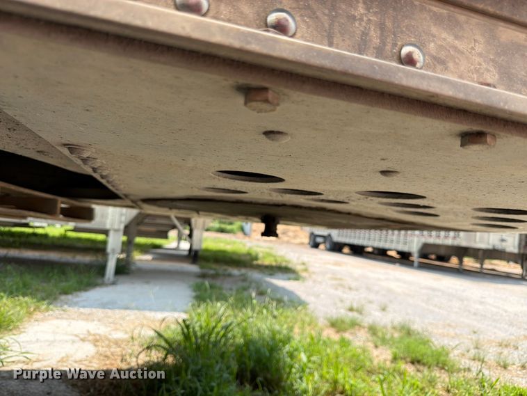 image for item FK3295 2013 Wilson Trailer Co. DWH-550 grain trailer
