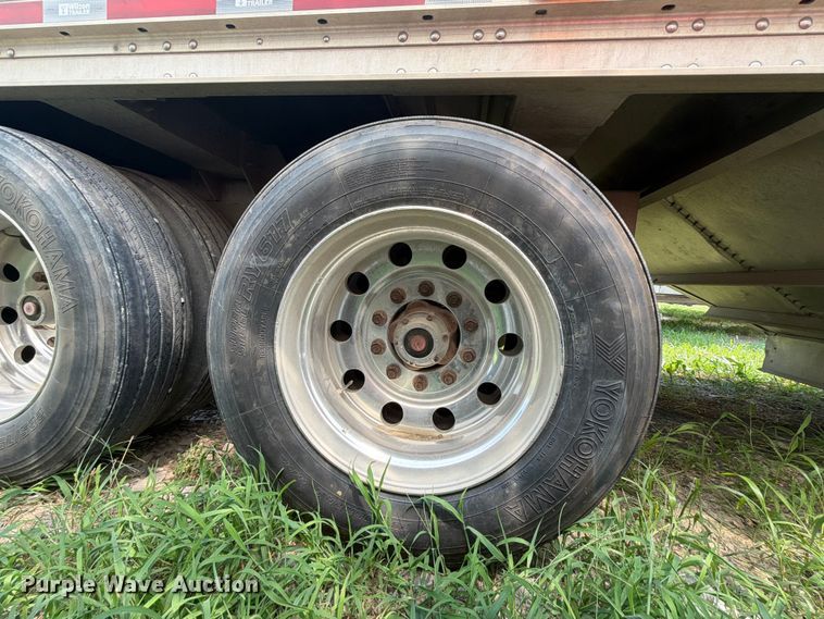 image for item FK3295 2013 Wilson Trailer Co. DWH-550 grain trailer