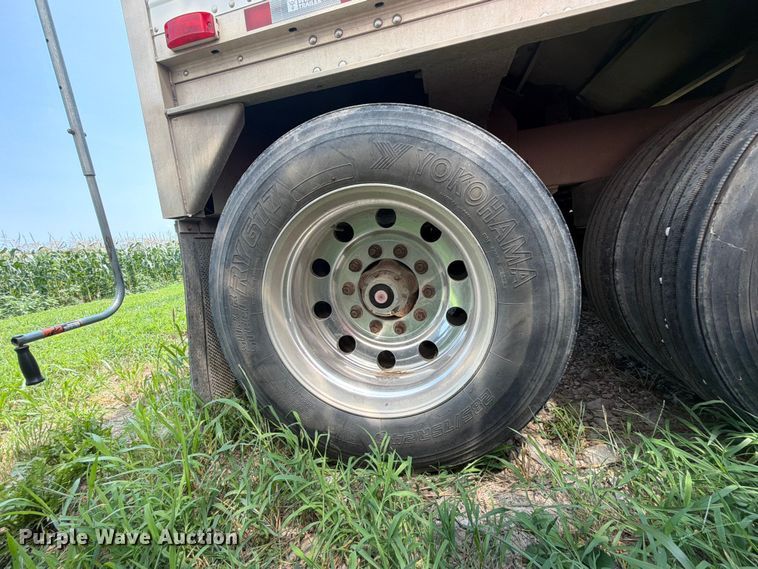 image for item FK3295 2013 Wilson Trailer Co. DWH-550 grain trailer