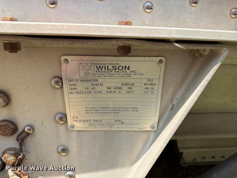 image for item FK3295 2013 Wilson Trailer Co. DWH-550 grain trailer