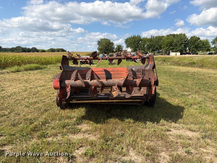image for item FK3389 New Holland 790 manure spreader
