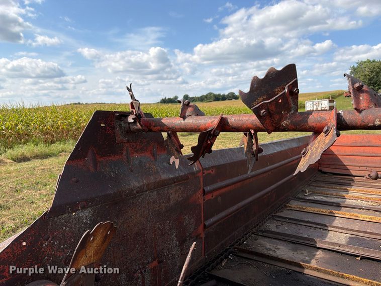 image for item FK3389 New Holland 790 manure spreader