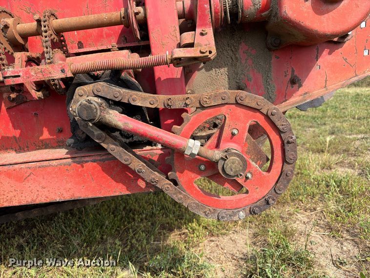 image for item FK3389 New Holland 790 manure spreader