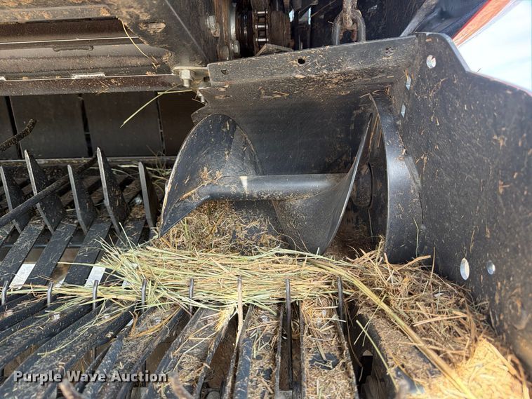 image for item FN2555 Kubota BV4160 round baler