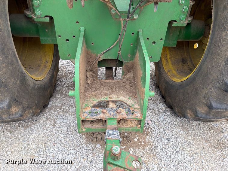image for item FP4039 1989 John Deere 8760 4WD tractor