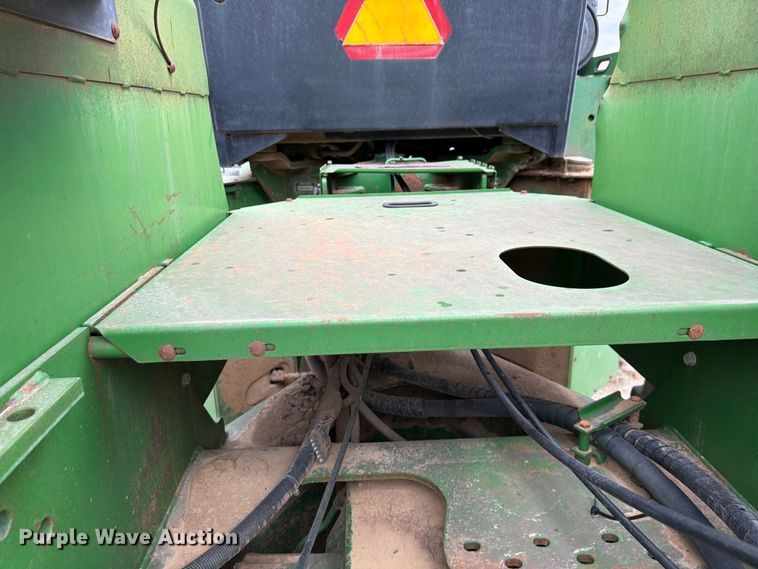 image for item FP4039 1989 John Deere 8760 4WD tractor